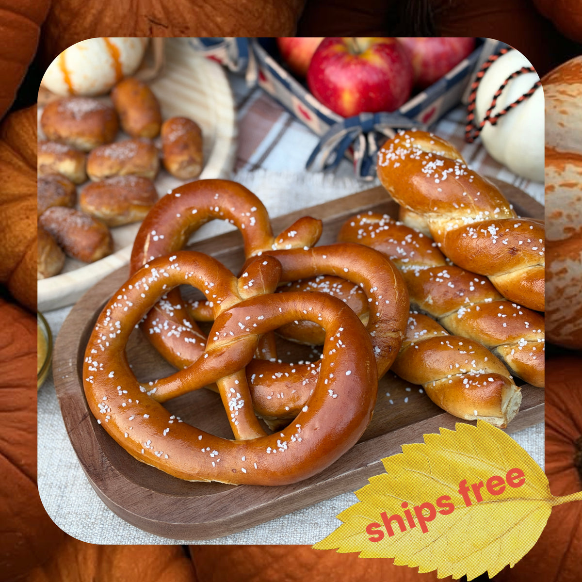 Pumpkin Pretzel Box (ships 10/26-10/28)