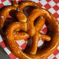 Pumpkin Pretzel Box (ships 10/26-10/28)