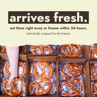 Pumpkin Pretzel Box (ships 10/26-10/28)